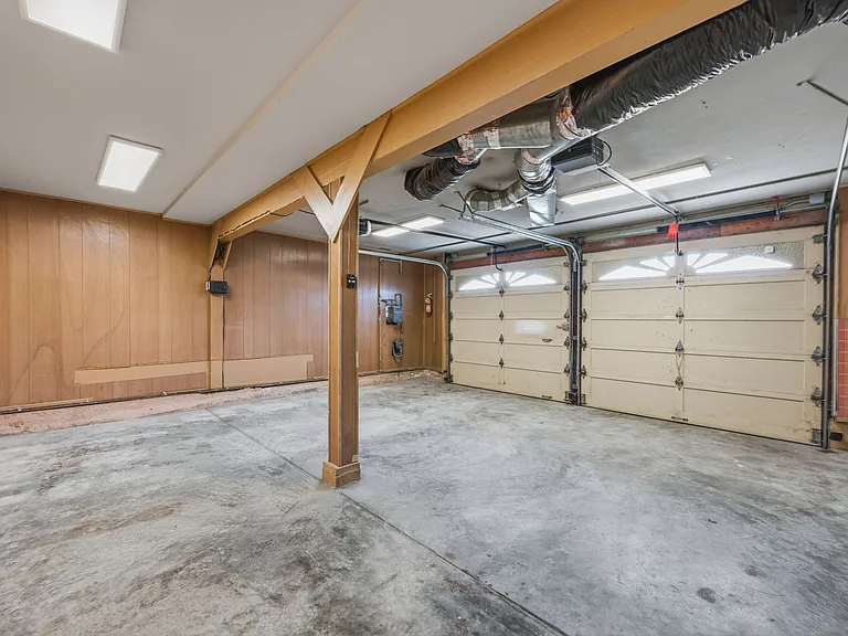 435 Alhambra Rd — Photo 18