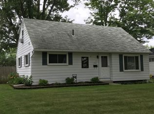 5108 Maple Dr, Sylvania, OH 43560