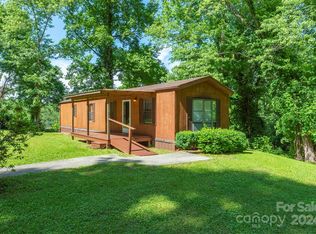 300 Valley St, Marion, NC 28752