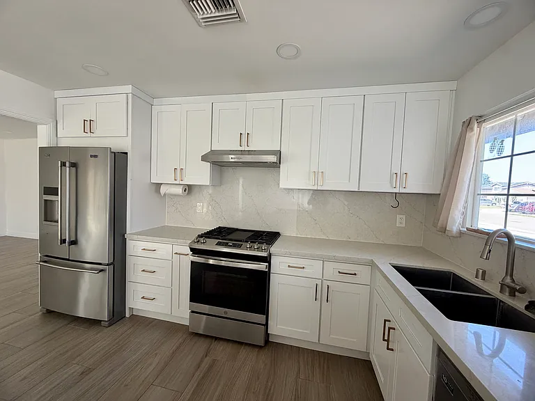 El Azul Cir — Photo 22