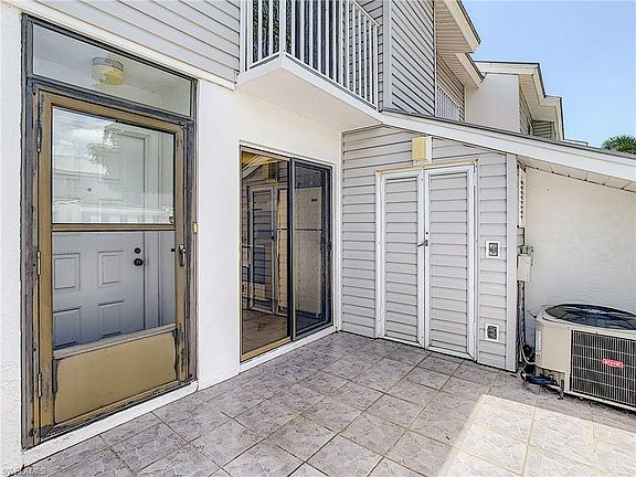 5th image of 18034 San Carlos Blvd APT 106