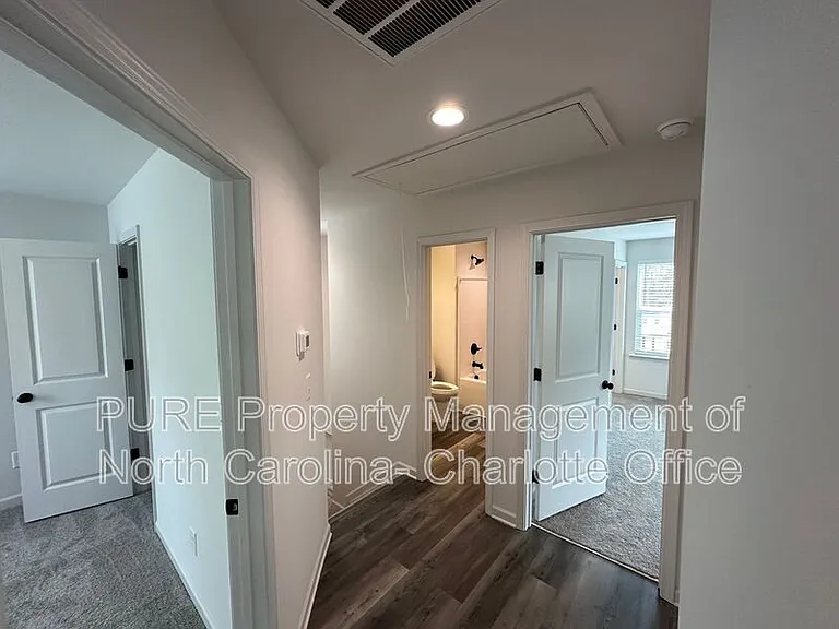 2649 Hemphill St — Photo 18
