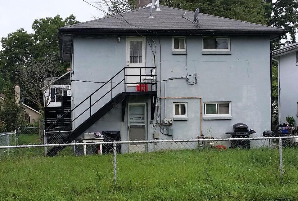 2nd image of 2484-2486 Osceola Ave