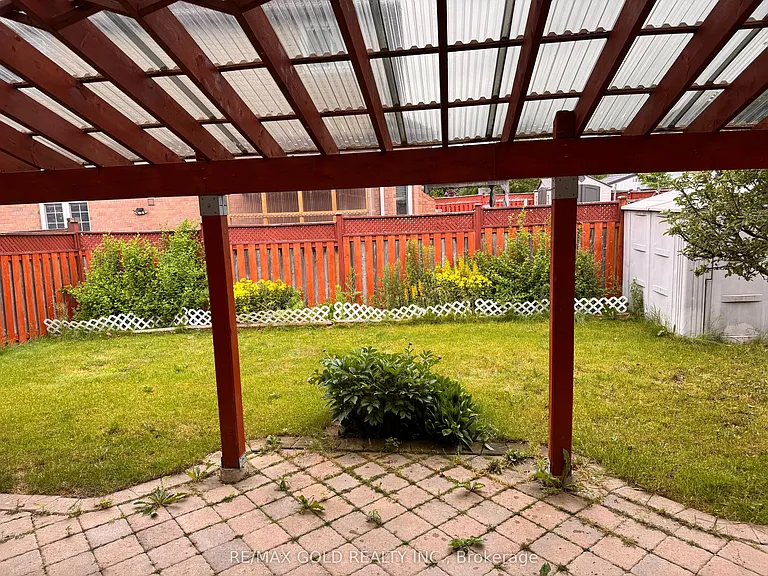 6 Nina Pl — Photo 22