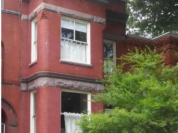 128 Tennessee Ave NE APT B, Washington, DC 20002
