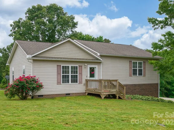 6079 Little River Ct, Granite Falls, NC 28630