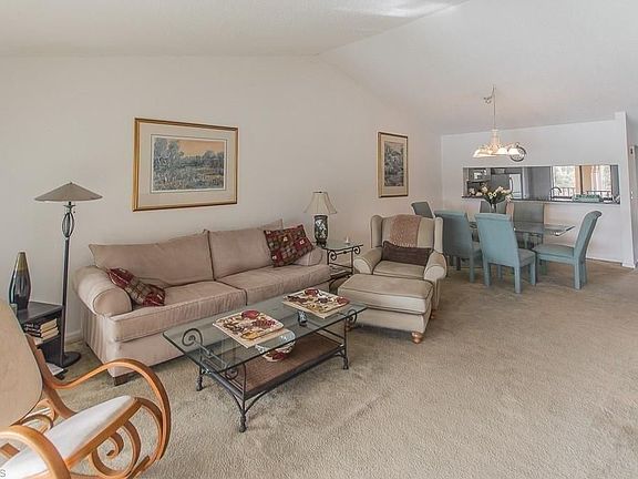 5th image of 5776 Deauville Cir APT C306
