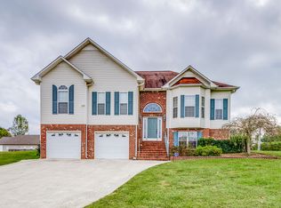 4071 Charlton Sq, Cookeville, TN 38501