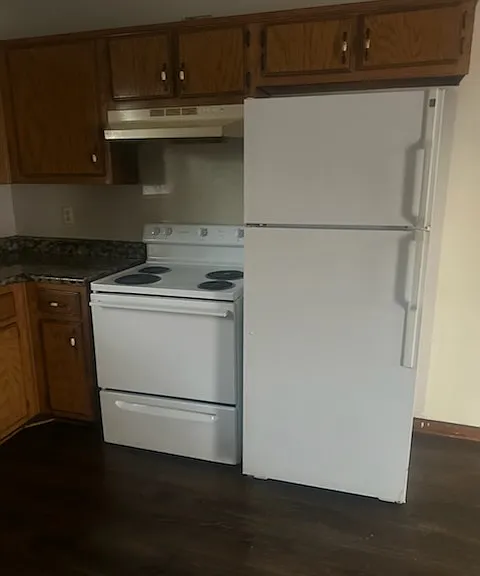 426 W Cherry St #426 — Photo 9