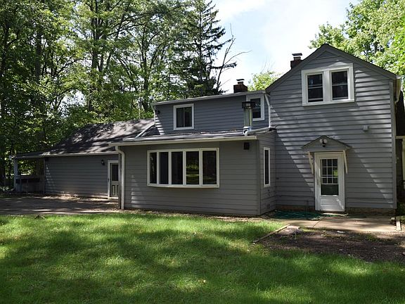3rd image of 29447 Lansing Dr