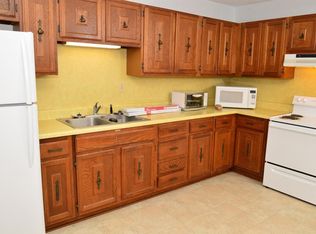 112 E Fort Macon Rd, Atlantic Beach, NC 28512