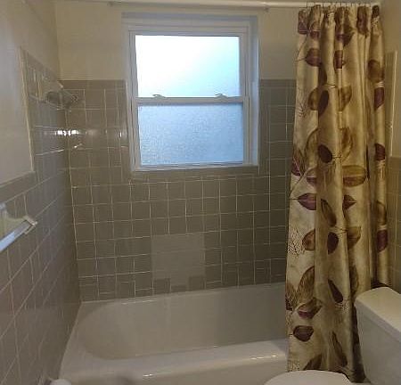 5th image of 12034 Montour Dr