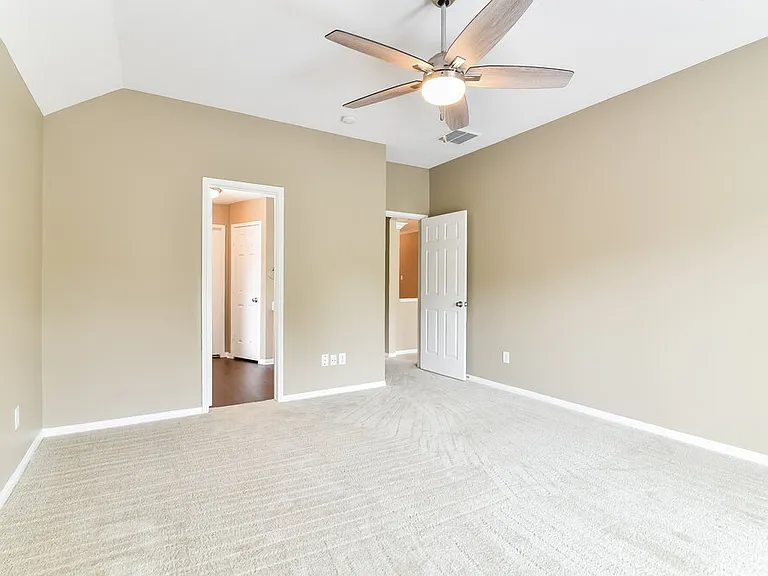 3122 Rainpark Ln — Photo 10