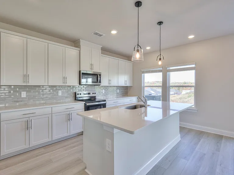 118 Fernbank Ln — Photo 6