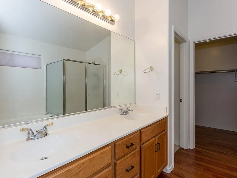 1654 Saint Andrews Way — Photo 14