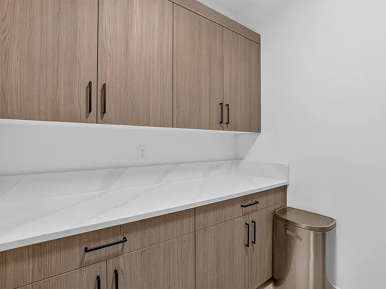 2100 E Island Cove Ln — Photo 22