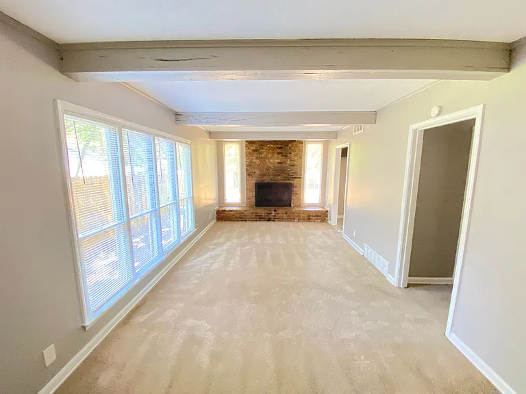 3367 Clarke Rd — Photo 4