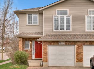 714 Columbia Forest Blvd #A, Waterloo, ON N2V2M4