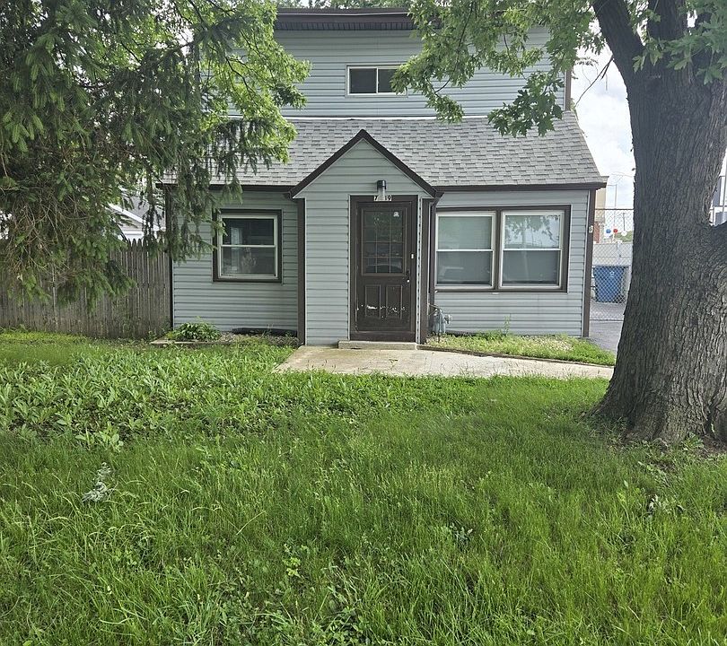 1st image of 7139 W 74th St