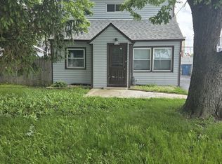 7139 W 74th St, Chicago, IL 60638
