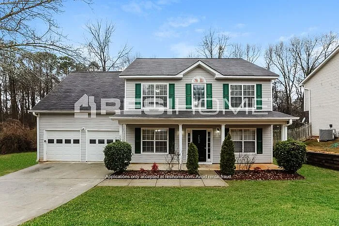 3035 Hampton Club Way — Photo 1
