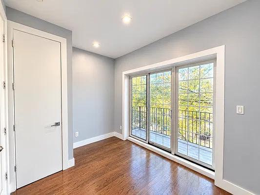 Bedroom, photo 6