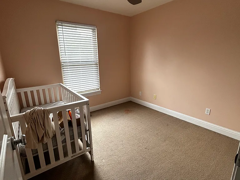 4390 Olive St — Photo 15