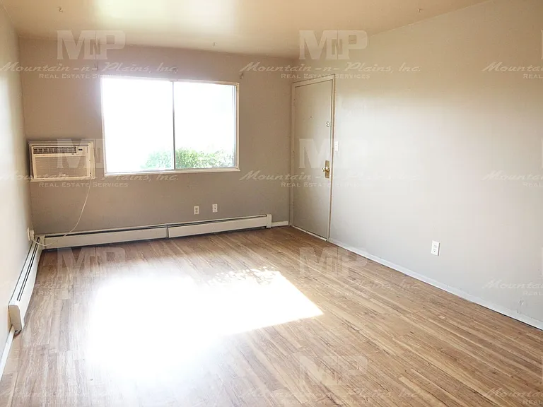 2909 Sumac St #A — Photo 2