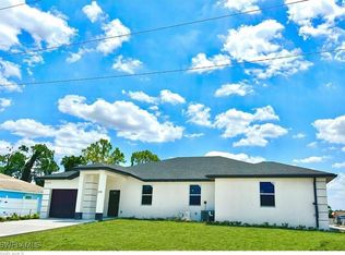 212 Pullman St, Lehigh Acres, FL 33974