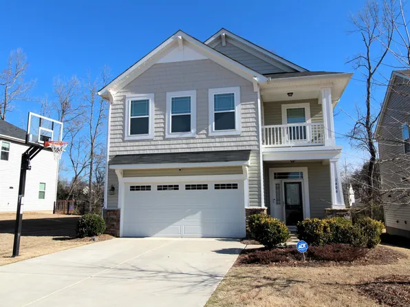 1406 Kings Grove Dr, York, SC