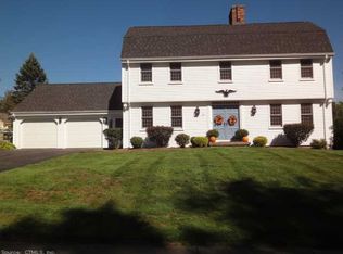 23 Lantern Ln, Wethersfield, CT 06109