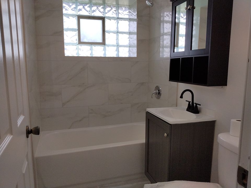 1st image of 3 N 4th Ave APT 2A