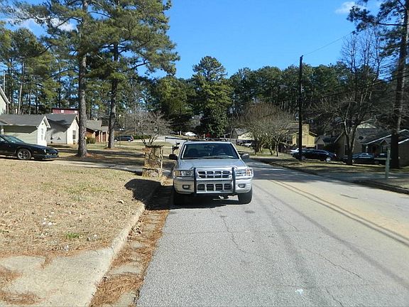 4th image of 6296 Creekford Dr