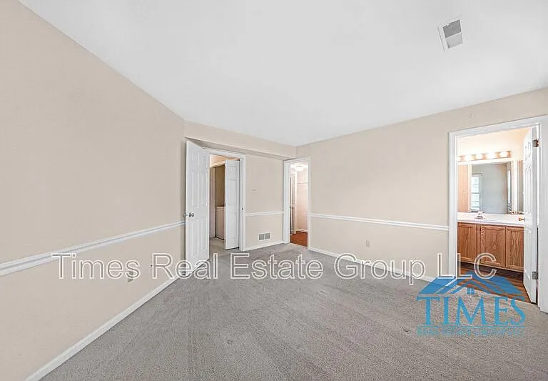 1101 Lexington Way — Photo 18