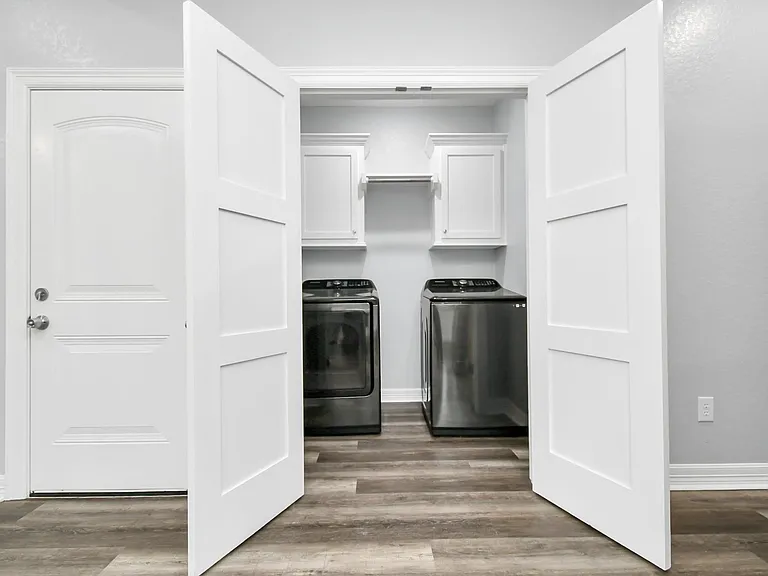 701 S Morgan St — Photo 13