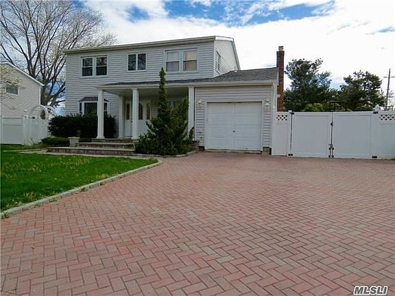4th image of 25 Babcock Ave