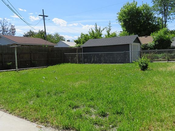 5th image of 204 E Edith Ave