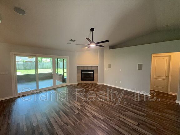 5th image of 3951 Harbors Port St