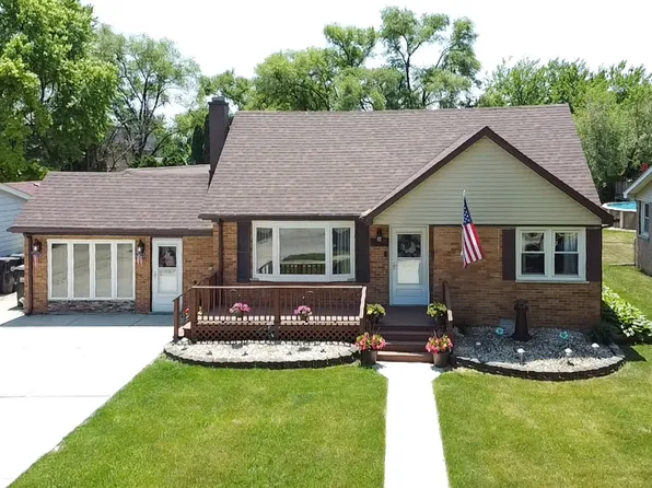 6645 104th St, Chicago Ridge, IL 60415
