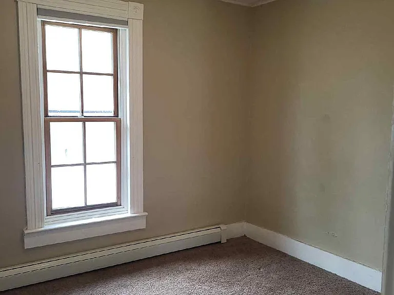 506 West Babcock — Photo 9