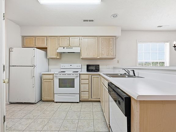 2nd image of 541 White River Dr. #16A