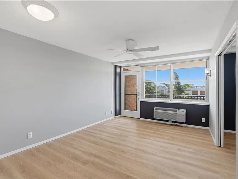 2030 N Adams St #1209 — Photo 7