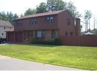 109 Knox Trail Rd, East Brookfield, MA 01515