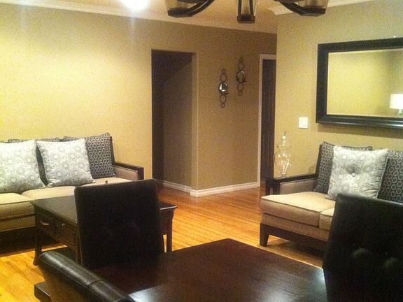 Formal Dinning/Living Room