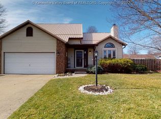 5 Hampton Rd, Winfield, WV 25213