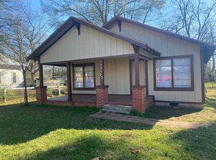 206 W Daingerfield St, Omaha, TX 75571