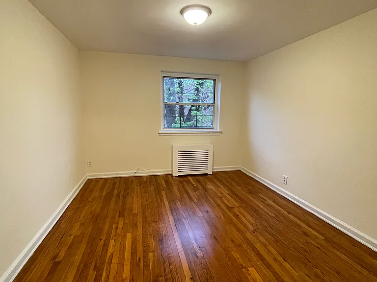 40-25 192nd St #3 — Photo 5