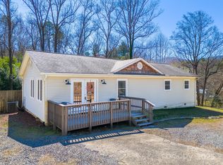 72 S Woods Dr, Sylva, NC 28779