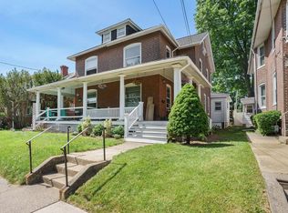610 Derstine Ave, Lansdale, PA 19446