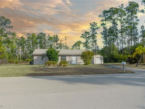 4103 E 10th St, Lehigh Acres, FL 33972